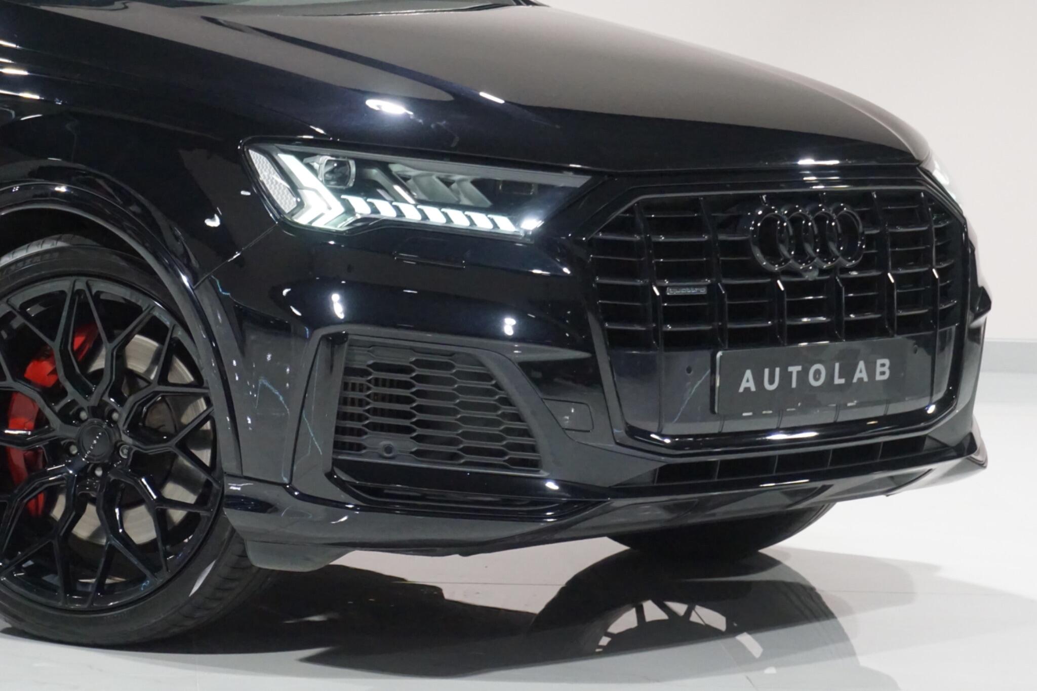 Audi Q7 3.0 TFSIe V6 55 S line SUV 5dr Petrol Plug-in Hybrid Tiptronic quattro Euro 6 (s/s) 17.9kWh (381 ps)